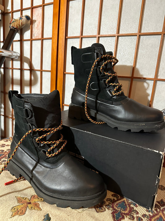 Rain boot Sorel 6.5 Lennox Street Lace-Up Waterproof Suede