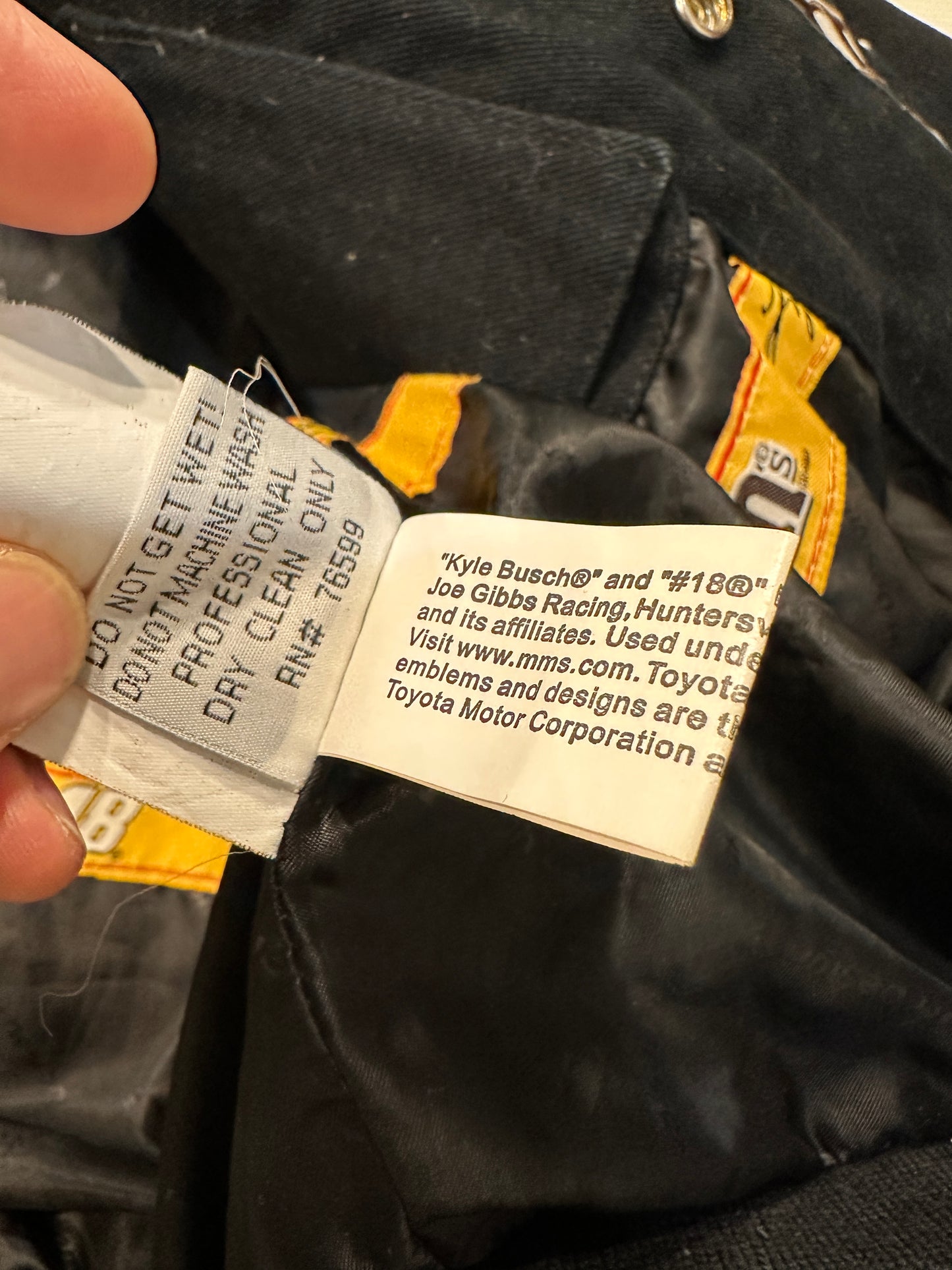 Kyle Busch M&M's JH Design NASCAR Racing Jacket Large patches Mars 2017