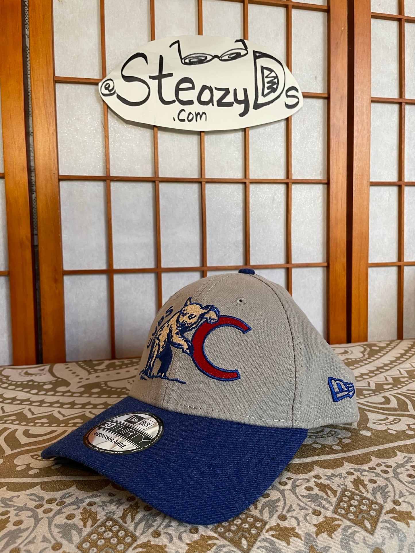 Chicago Cubs Gray Bear Hat