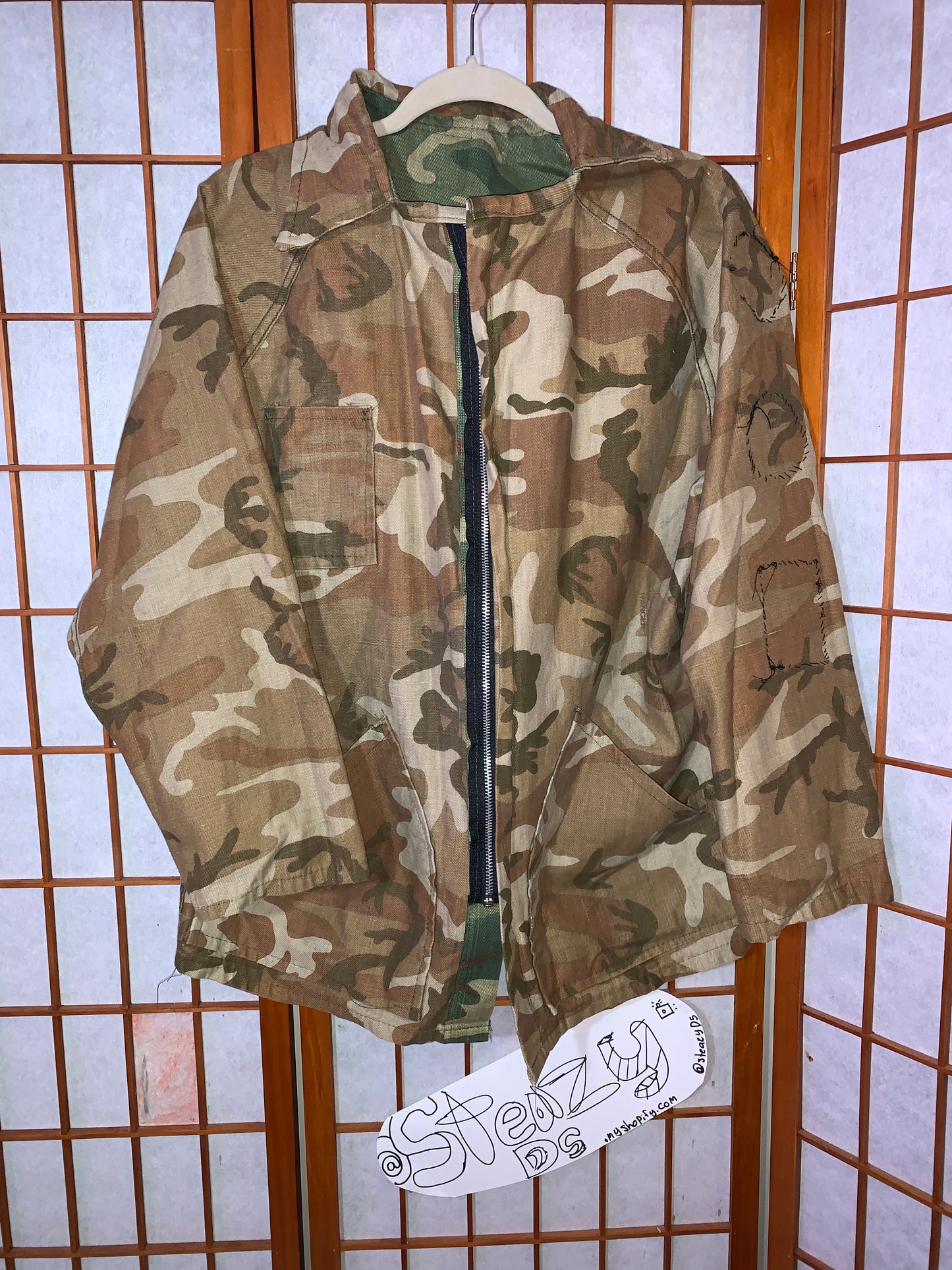 Rugged, Reversible Camo Jacket (WITH PATCHES)